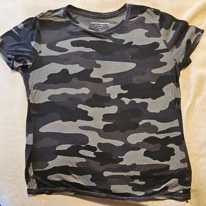 Lucky Brand Black and Gray Camo Tee Short Sleeve